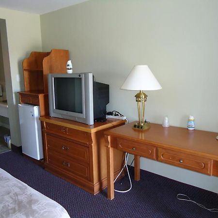 Westmount Motel วู้ดสต็อก ภายนอก รูปภาพ