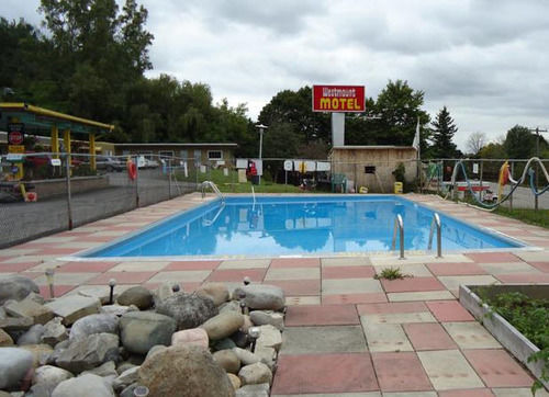 Westmount Motel วู้ดสต็อก ภายนอก รูปภาพ